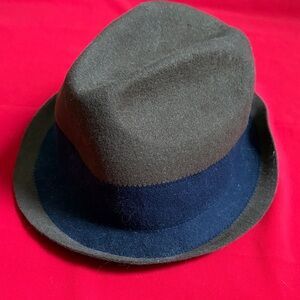 Momoni size 57 lamb wool hat! New cond!